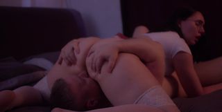 Perverted Man Gives Cunnilingus His MILF's and She Takes Real Orgasm.