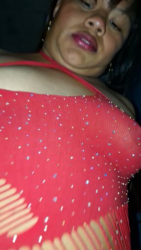I convince my friend Paola Rios to give me an oral   Clip 1