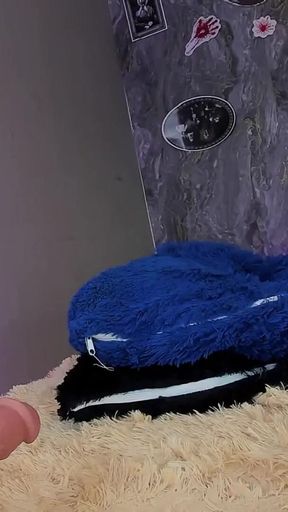 Dildo Fuck on 4 with Moans