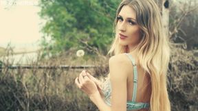 GFE Backyard Strip and Tease