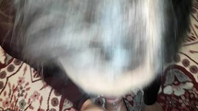 vecino le miente a su esposa que saldra tarde de trabajar para cogerme por mi ano