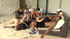 Black man and white woman enjoy interracial blowjob feast