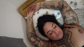 couple-have-threesome-with-sexy-milf