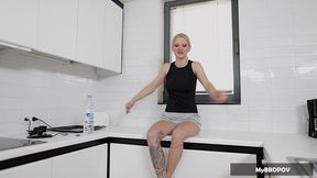 playful caroline de jaie 3