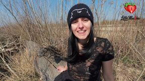 Emo girl first gives blowjob on the beach and then gets fucked at home