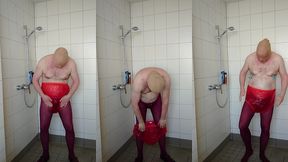 strumpfhose und inkontinenzhose in der dusche