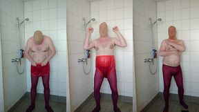 strumpfhose und inkontinenzhose in der dusche