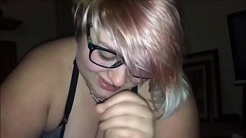 Chubby Teen Beauty Having Sex with a Dude She Met Online