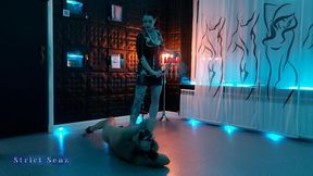 Miss Alessa Milano Hard Whipping after Hanging WMV