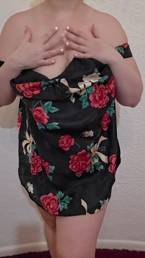 Cum Watch Secy Housewife Stip From Her Sexy Nightgown