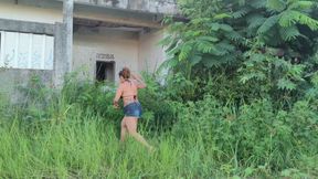 FUCK IN ABANDONED CONSTRUCTION WHEN HE WENT TO PEE