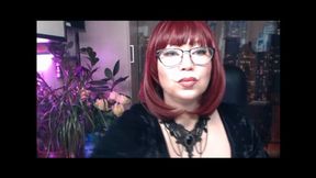 Sweet Chubby MILF whines loud in private chat