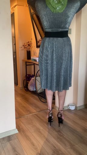 Hijab Stepaunty takes off her panties