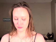 Webcam brunette solo masturbation