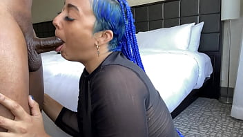 Amateur blue-haired throatgoat gives sloppy deepthroat blowjob
