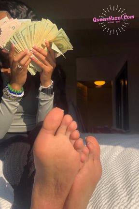 Money Spreads + Toe Teasing