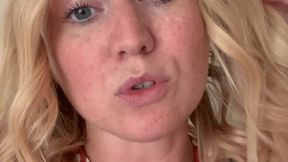 My feet smell like vinegar