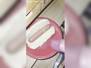 Hotdog! Get your hotdog!