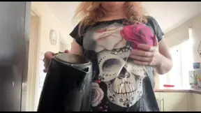 Hotwife Trix shows off her biggest natural tits and fresh breast milk