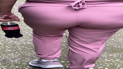 Gordita culo rico caminando