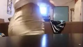 Estefany baila reggaeton