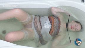 Helen and the tender neck playing