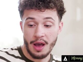 MAMMA'S MALE - Large Titties mother I'd like to fuck Lexi Smith Awards Hung Stepson-In-Law With TITTY BANGS & Deepthroat