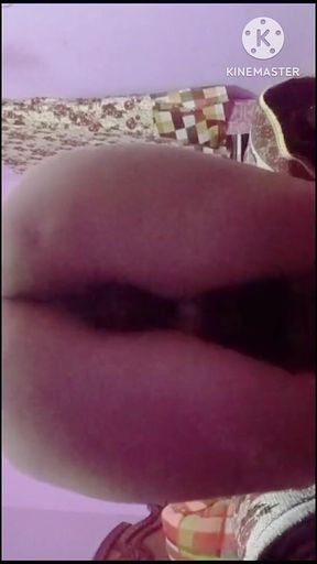 Indian Stepmom Massage Her Huge Sexy Ass