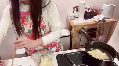 Nachi's morning fresh pee collection