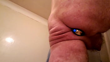 Electric shock butt plug