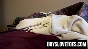 Foot licking and cock sucking with young skinny twinks