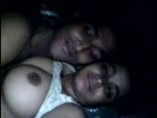 Dirty-minded chubby Indian housewife exposed her huge boobies on cam