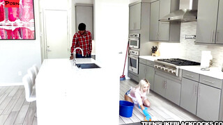 Teen Maid Bimbo Blowbang - Massive Facial For The Sexiest Teacher