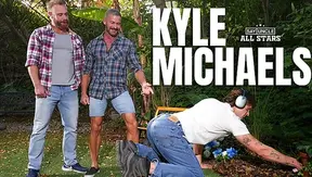 Double Penetration Delight: Hot Bareback Action in the Garden – 4K LGBTQ Porn