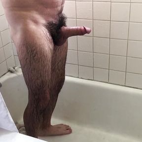 HAIRY DADDY OhTrevor shaved his BIG HARD COCK