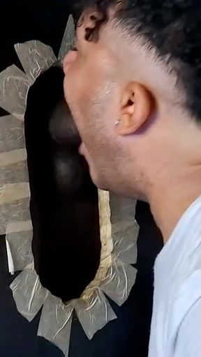 New Mouth to Adapt to Large Cocks