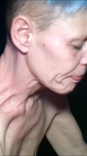 Corabitch Blow in Porncinema in Barcelona