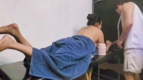Masseuse Ended up Eating Me so Horny