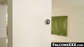 FalconsXXX.com - Jock gets his tight hole barebacked after a juicy rimming session