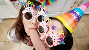 Melody Mynx & Tifa Quinn Blowjob Bday Party