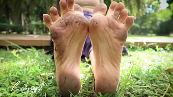 Foot Fetish On The Grass, Extreme Close Up