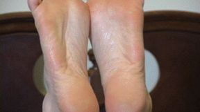 MILF feet worship-SD