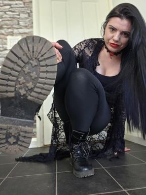 Biker boots stomp 🥾