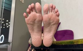 My Pretty Soft Soles, Long Toes and Wrinkled Soles, Bare Feet and Sole Scrunching