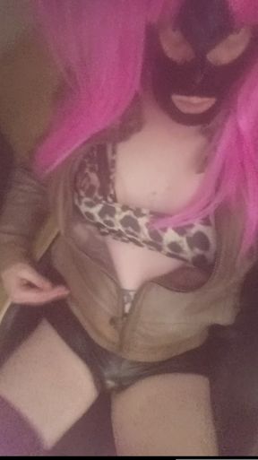 Sissy tranny CD shemale shows her horny fuck hole