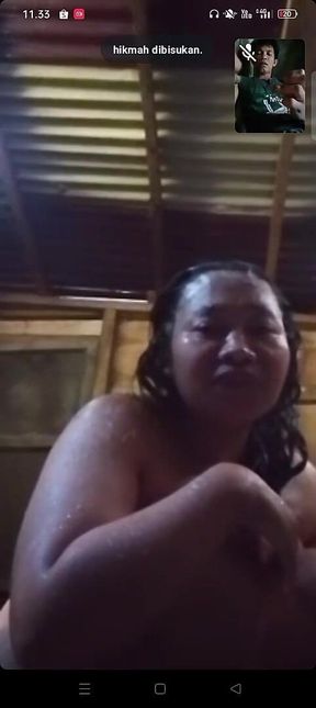 Mandi Telanjang