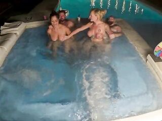 Sexy Tub Foursome with Deliah Grace & Jazmine Cruz