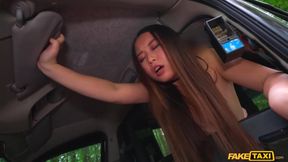 Sex Taxi - Chinese teen visiting London ... guess what happend...