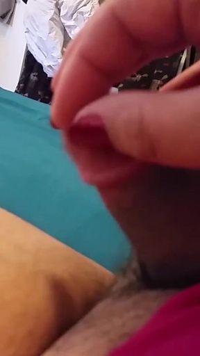 Thick Trans Girl Masturbates to Completion