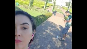 De paseio... oops esqueci a calcinha